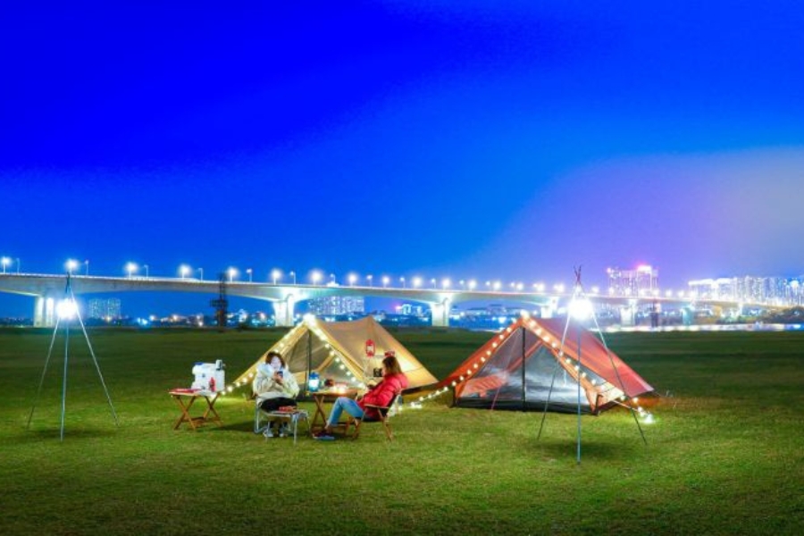 Camping Chân Cầu Vĩnh Tuy