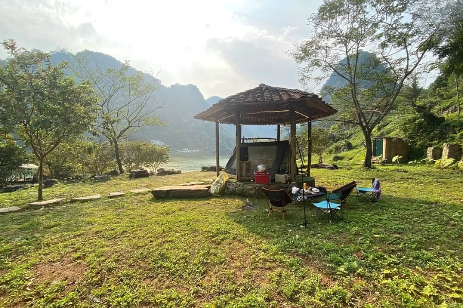 cắm trại Cao Bằng