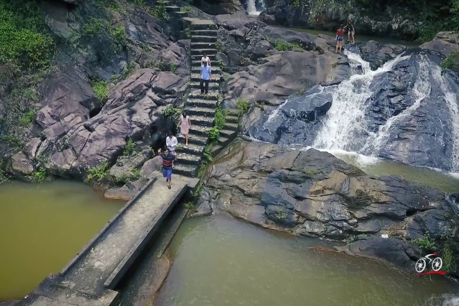 Cẩm Nang Khám Phá Suối Mỡ Bắc Giang Từ A - Z