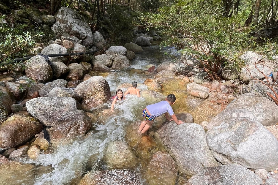 Hướng Dẫn Chuẩn Bị Cho Chuyến Cắm Trại Thác Ba Tia Trọn Vẹn