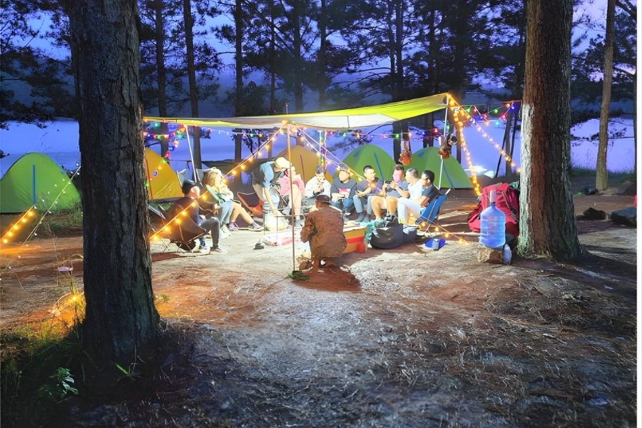 Cắm Trại Hồ Đá Lải: Điểm Dã Ngoại Lý Tưởng Cho Team Bạn Bè