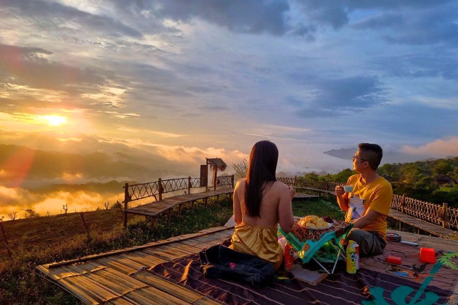 Cắm Trại Sơn La - Trải Nghiệm Giữa Biển Mây Và Núi Rừng Tây Bắc