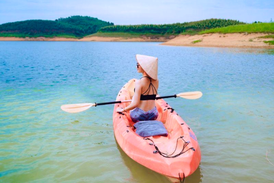 Cắm Trại Hồ Thác Bà: Hành Trình Tìm Về Chốn Bình Yên Giữa Đại Ngàn