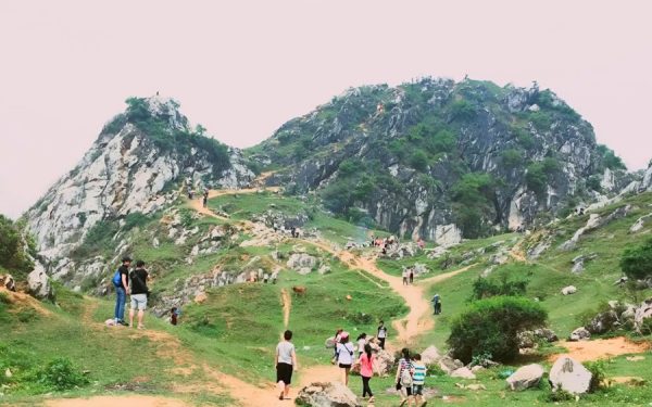 Cắm Trại Núi Trầm – Khám Phá Nét Hoang Sơ Giữa Lòng Chương Mỹ