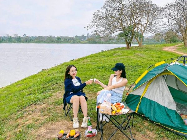 Cắm trại Đầm Vân Trì: Điểm Đến Lý Tưởng Cho Ngày Thư Giãn Cuối Tuần