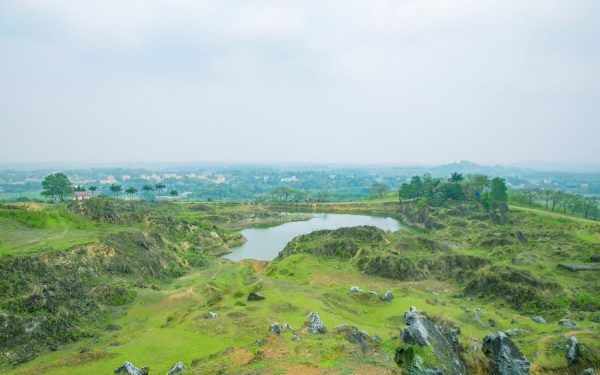 Cắm Trại Mỏ Đá Bình Minh: Hành Trình “Trốn Phố” Giữa Thiên Nhiên Trong Trẻo