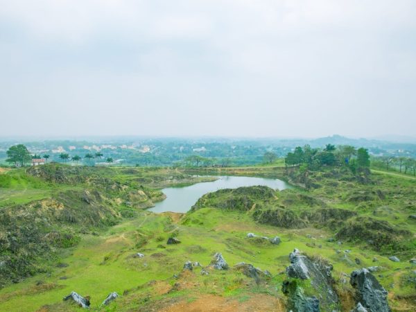 Cắm Trại Mỏ Đá Bình Minh: Hành Trình “Trốn Phố” Giữa Thiên Nhiên Trong Trẻo
