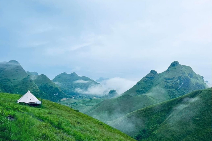 Cắm Trại Cao Bằng: Khám Phá Những Địa Điểm Đẹp Mê Ly