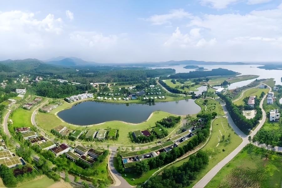 Cắm Trại Hồ Đá Lải: Điểm Dã Ngoại Lý Tưởng Cho Team Bạn Bè