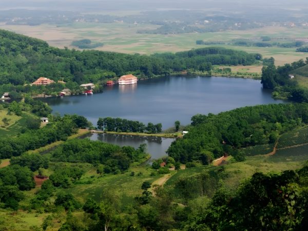 Cắm Trại Hồ Hàm Lợn: Kinh Nghiệm Chi Tiết Cho Người Mới Đi Lần Đầu