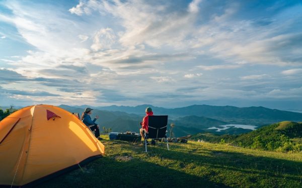 Đón Bình Minh Rực Rỡ Cùng Chuyến Cắm Trại Đỉnh Ngọa Vân