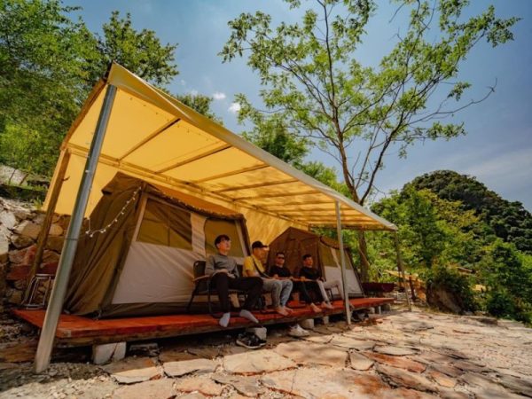 Cắm Trại Hồ Thang Hen: Trải Nghiệm Giữa Hồ Ngọc Bích Của Cao Bằng