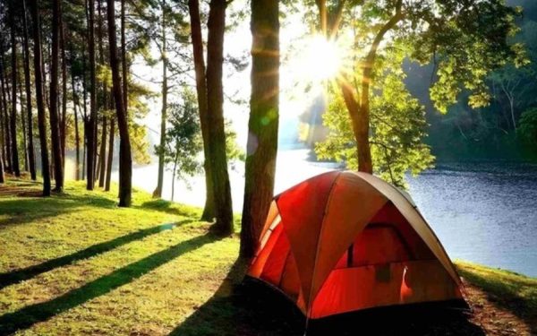 Cắm Trại Hồ Thác Bà: Hành Trình Tìm Về Chốn Bình Yên Giữa Đại Ngàn